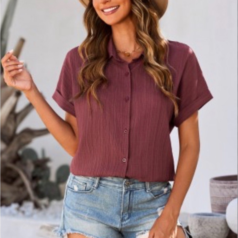 Petallush Women's Button Down Shirt in Burgundy